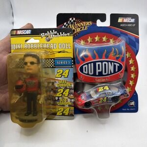 Jeff Gordon 1998 #24 Dupont Chevy Monte Carlo Winners Circle & Mini Bobblehead